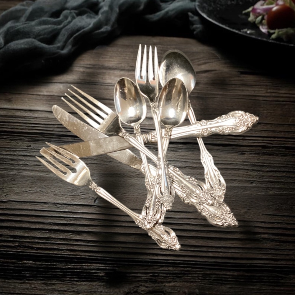 Community Silver Artistry Silverplate Silverware Set 1965